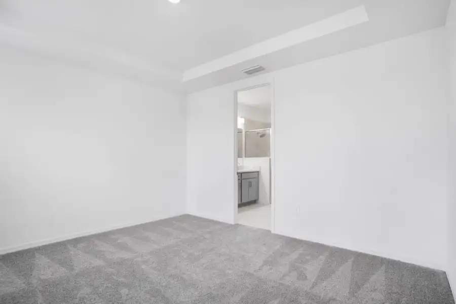Spacious, unfurnished interior of a new home in Indigo Creek, Apollo Beach (Image 25). Spacious, unfurnished interior of a new home in Indigo Creek, Apollo Beach (Image 25).