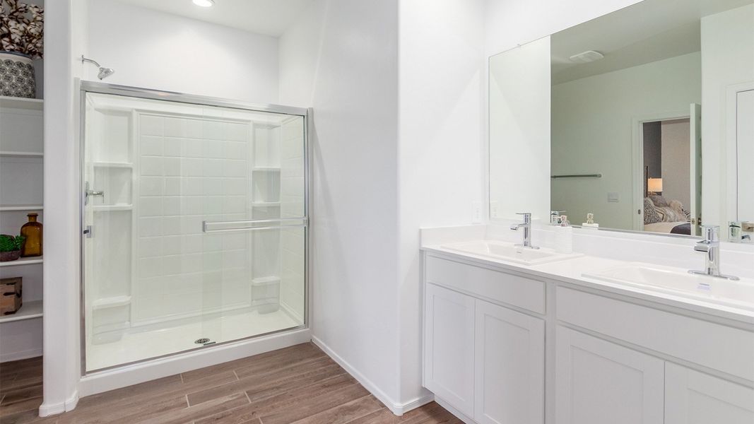 Representative furnished interior of a home built from the Cali by D.R. Horton in Barnett Village, Marana (Image 27). Representative furnished interior of a home built from the Cali by D.R. Horton in Barnett Village, Marana (Image 27).