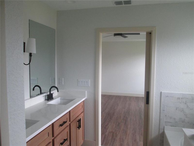 Furnished interior view inside a new home in , Ocala (Image 7).