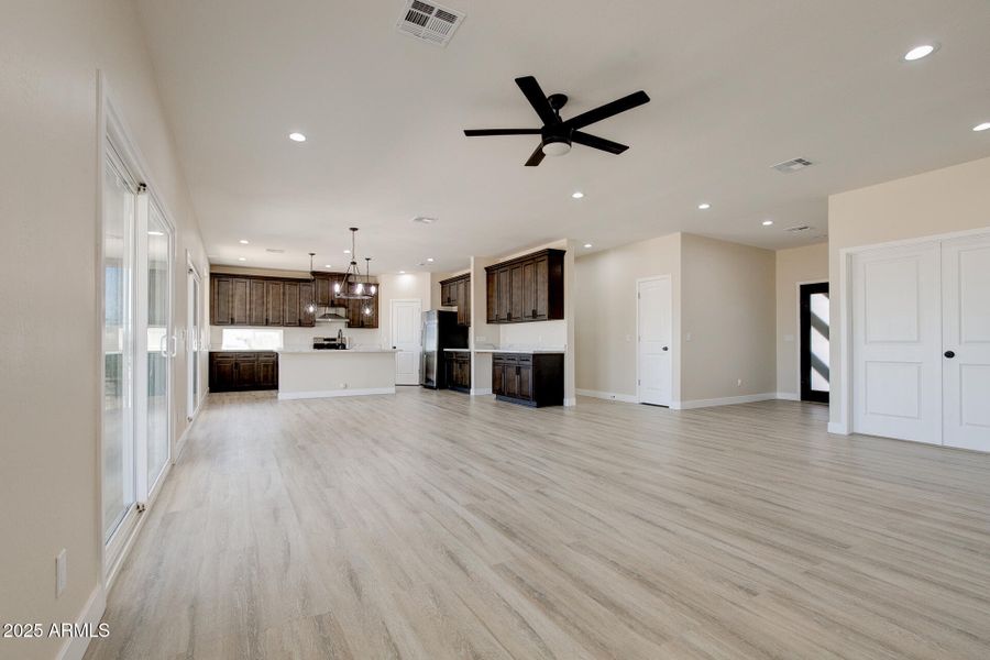 31611 N 164th Ave Surprise-11