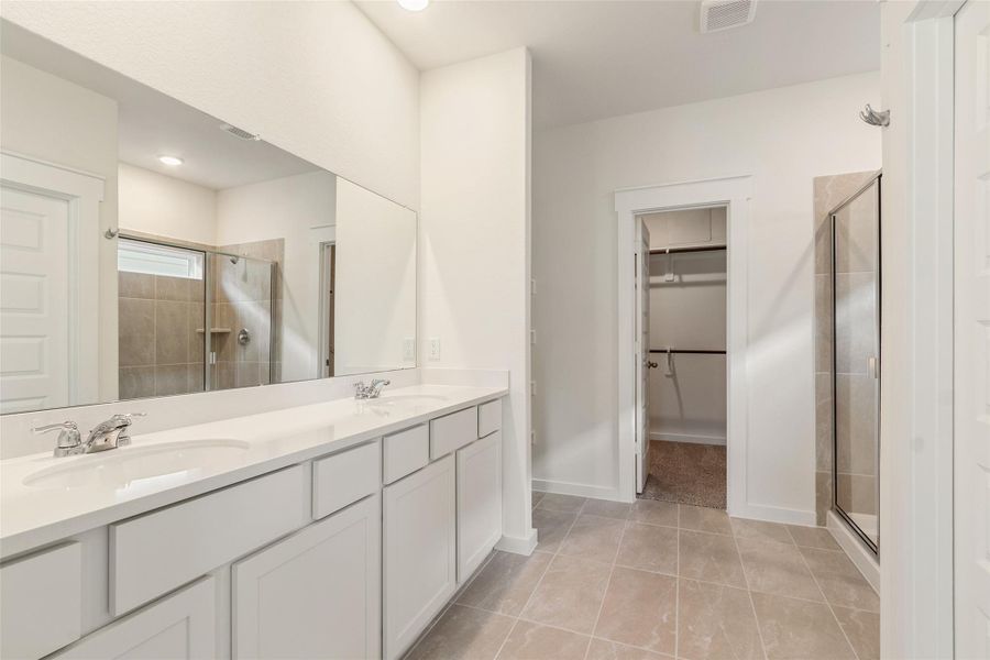 Furnished interior view inside a new home in Cielo, Conroe (Image 6). Furnished interior view inside a new home in Cielo, Conroe (Image 6).