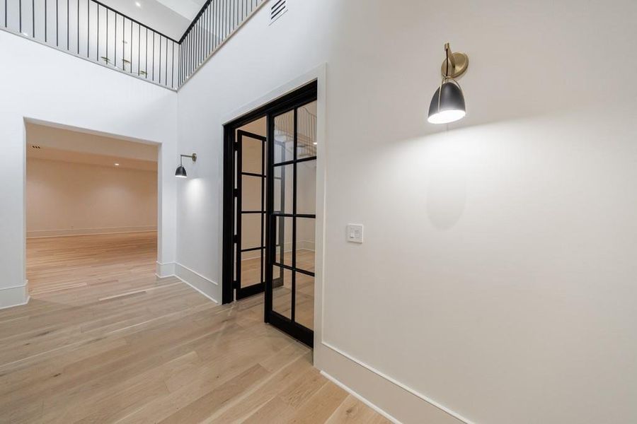 Spacious, unfurnished interior of a new home in , Atlanta (Image 26). Spacious, unfurnished interior of a new home in , Atlanta (Image 26).