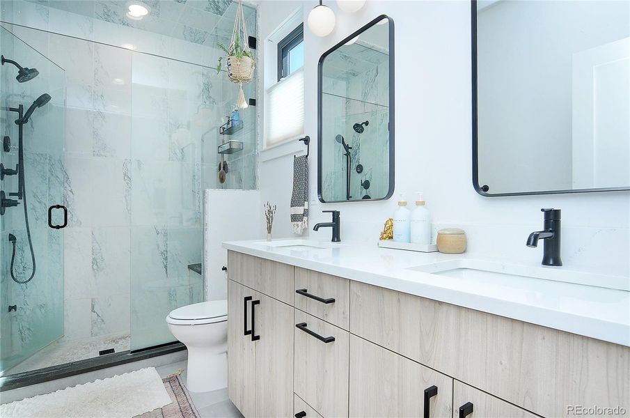 Steam shower! Steam shower!