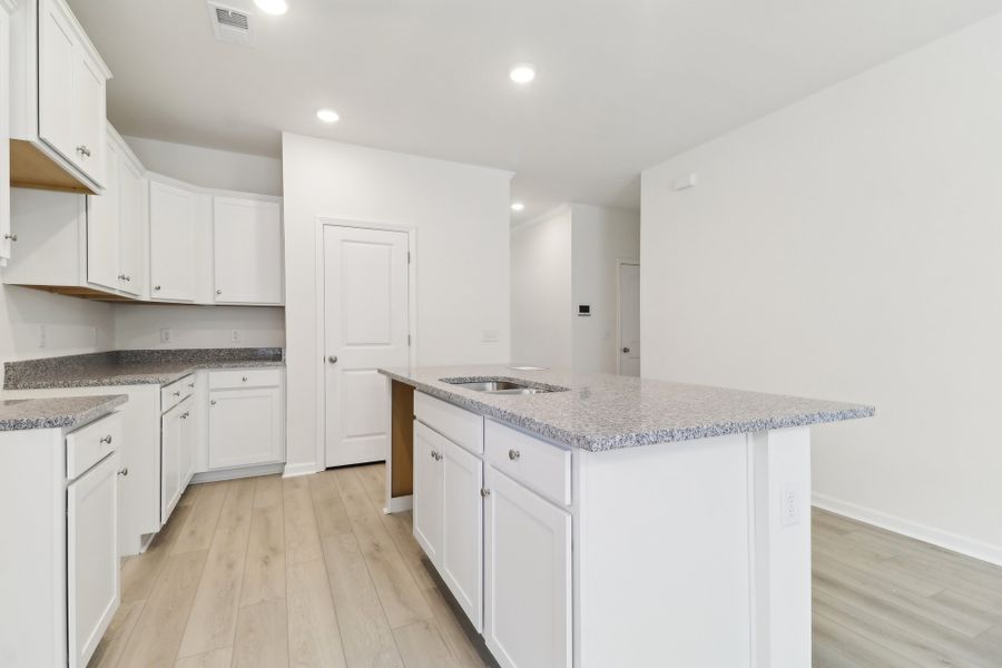 Representative furnished interior of a home built from the Darcy II by Great Southern Homes in Shady Grove, Conway (Image 11).