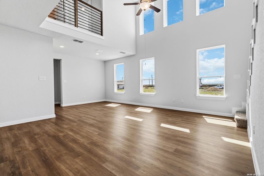 Spacious, unfurnished interior of a new home in Katzer Ranch, Converse (Image 15). Spacious, unfurnished interior of a new home in Katzer Ranch, Converse (Image 15).
