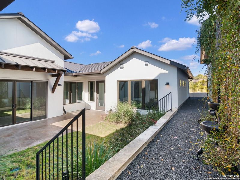 Image 42 of a home in Dominion Heights. Image 42 of a home in Dominion Heights.