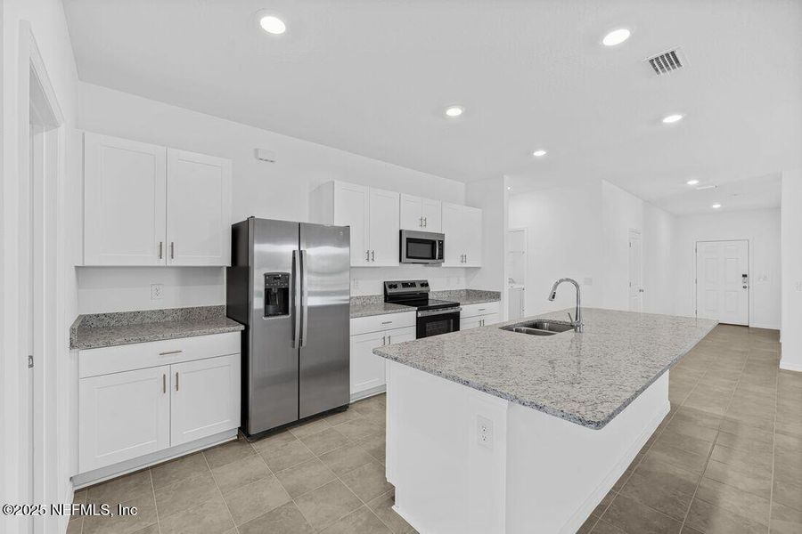 Furnished interior view inside a new home in Coopers Meadow, Jacksonville (Image 10).