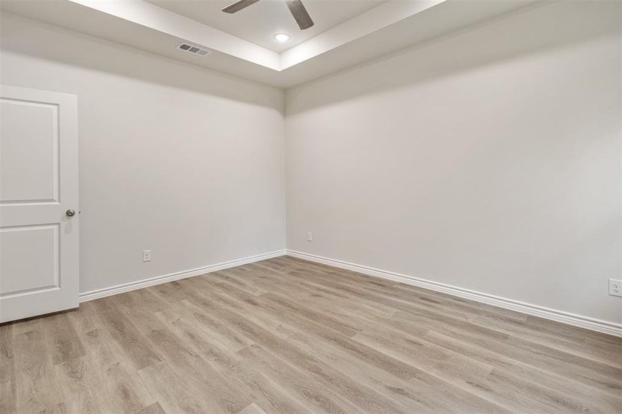 Spacious, unfurnished interior of a new home in , Mabank (Image 31).