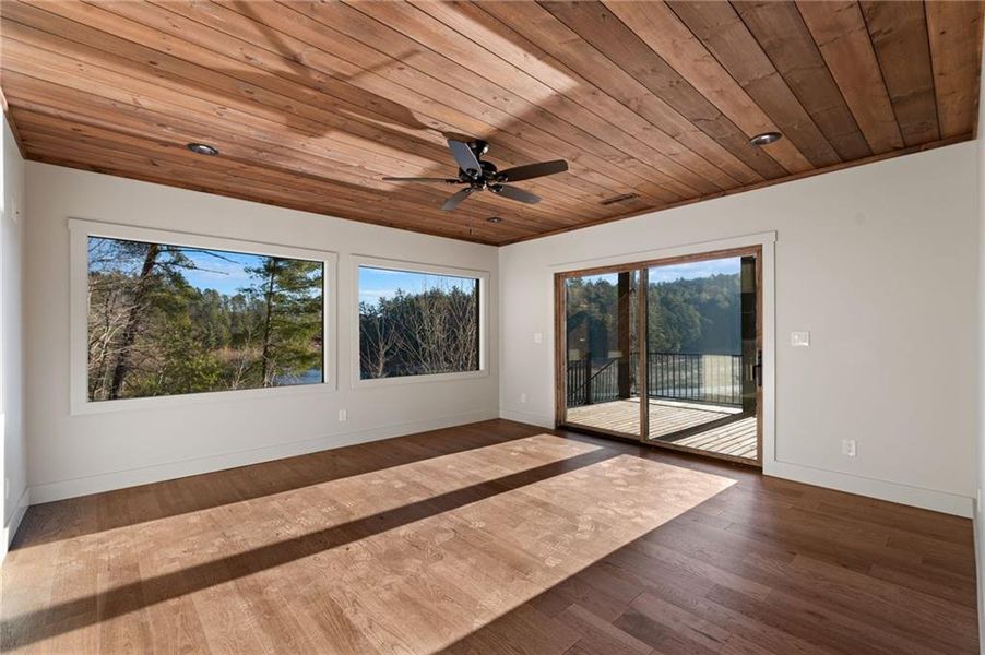 Spacious, unfurnished interior of a new home in , Blue Ridge (Image 37).