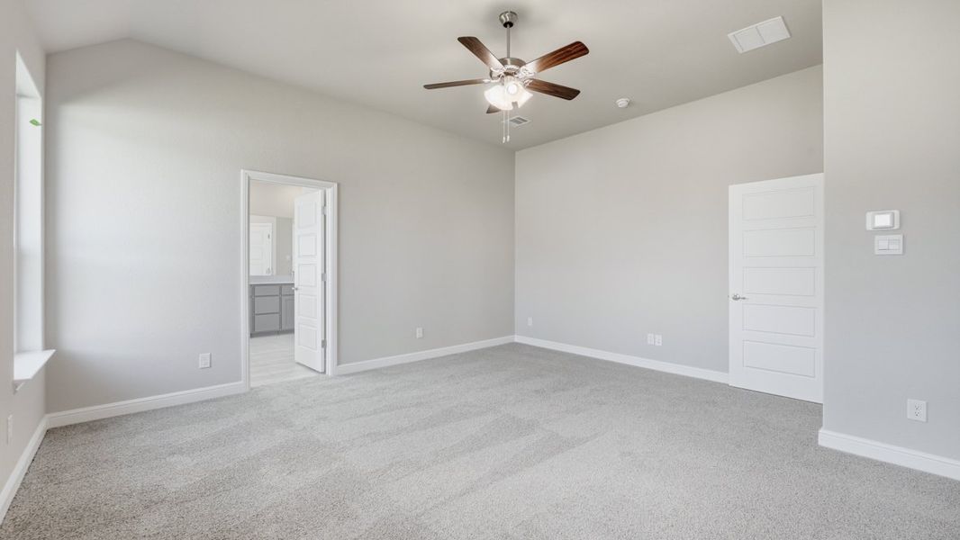 Spacious, unfurnished interior of a new home in Treeline, Justin (Image 26). Spacious, unfurnished interior of a new home in Treeline, Justin (Image 26).