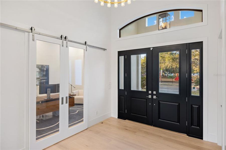 Furnished interior view inside a new home in , Sarasota (Image 47).