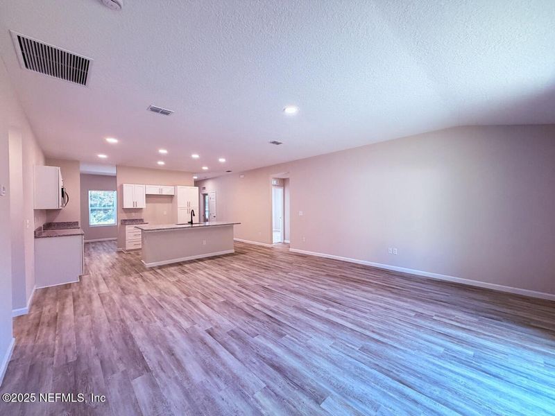 Spacious, unfurnished interior of a new home in , Jacksonville (Image 63). Spacious, unfurnished interior of a new home in , Jacksonville (Image 63).