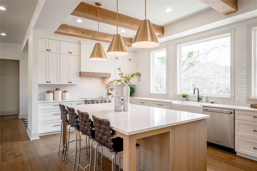Furnished interior view inside a new home in , Lago Vista (Image 5).