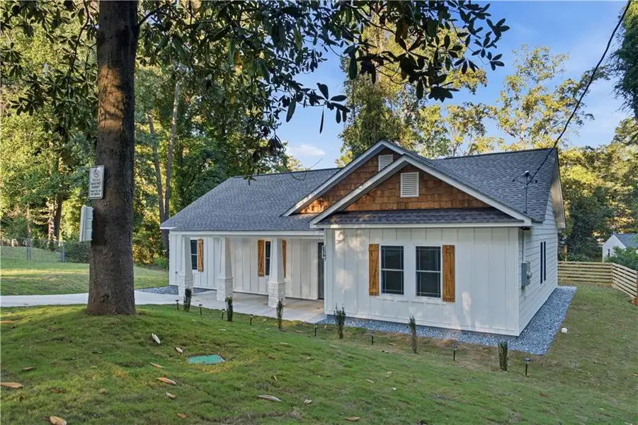 Exterior details and patio area of a home in , Marietta (Image 4).