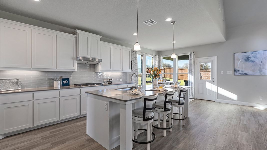 Representative furnished interior of a home built from the Valley spring by D.R. Horton in Lakeview Pointe, Grand Prairie (Image 7).