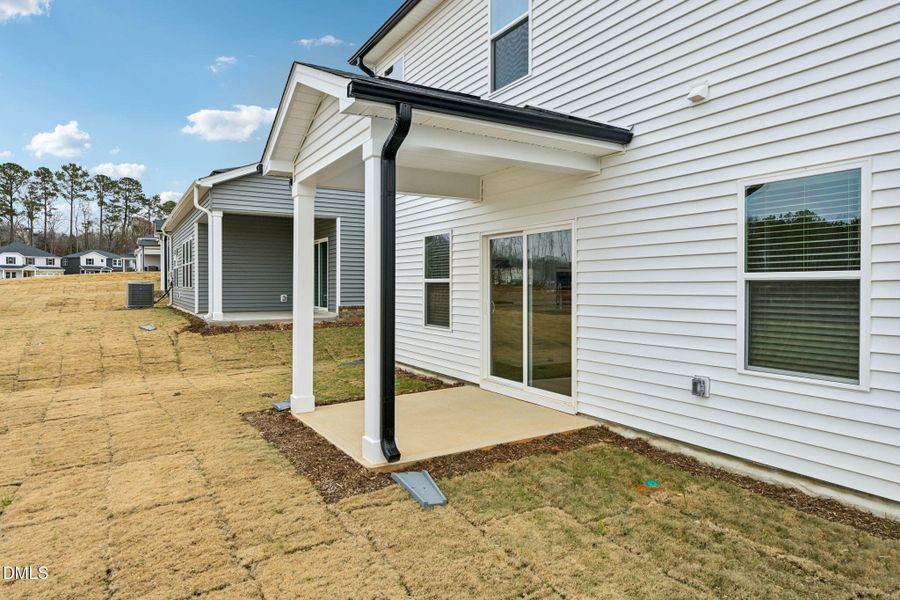 35-web-or-mls-Raleigh - Oak Manor - 536