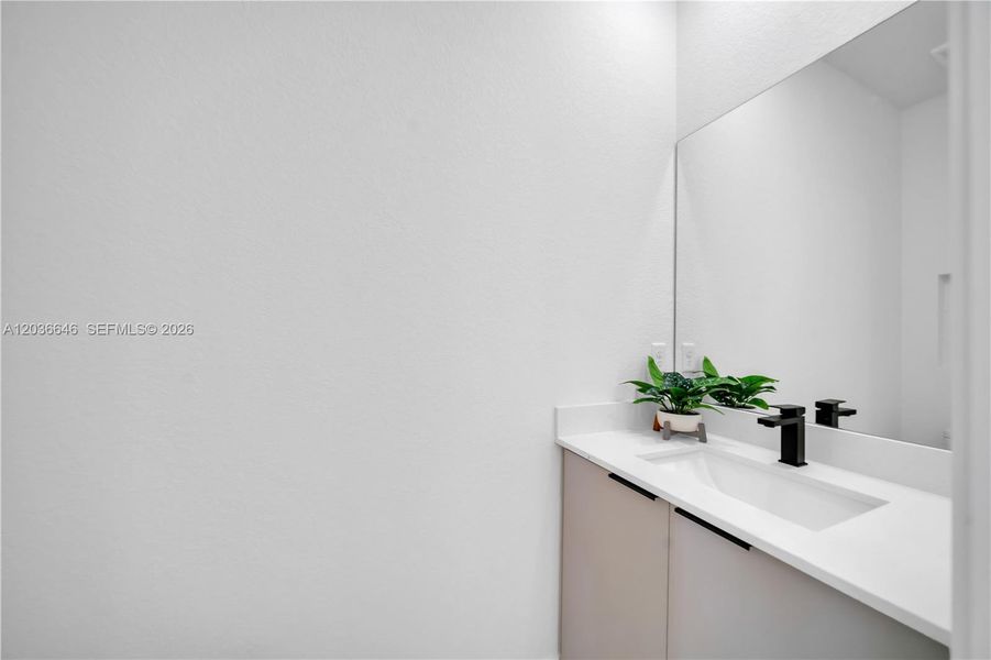 Close-up of interior finishes inside a home in , Labelle (Image 20). Close-up of interior finishes inside a home in , Labelle (Image 20).