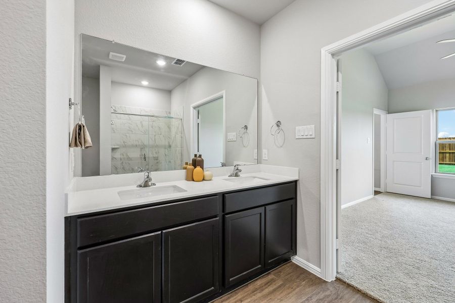 Owners Bathroom