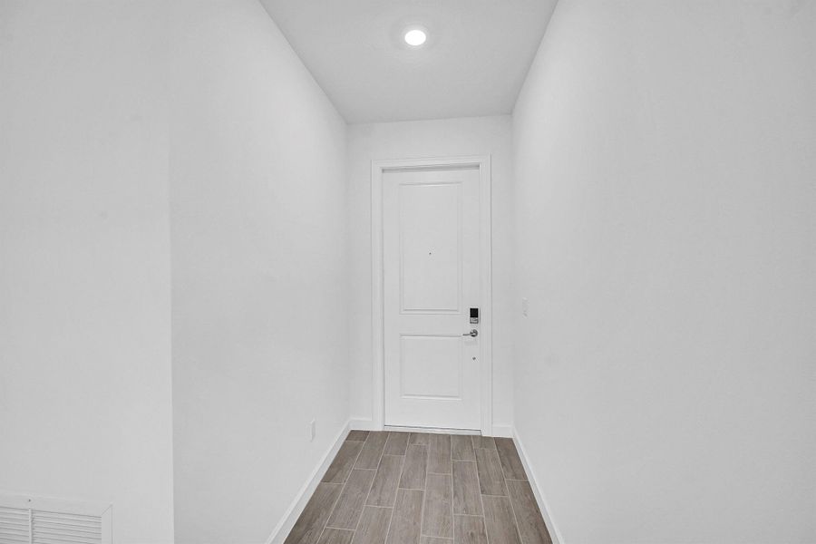 Spacious, unfurnished interior of a new home in Seagrove: The Indies, Fort Pierce (Image 12). Spacious, unfurnished interior of a new home in Seagrove: The Indies, Fort Pierce (Image 12).