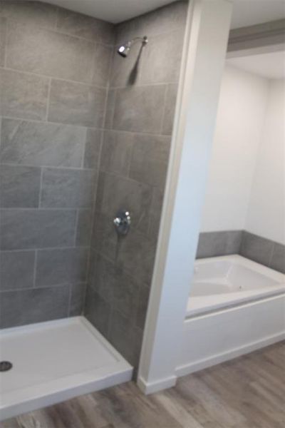 Furnished interior view inside a new home in , Brownwood (Image 9).