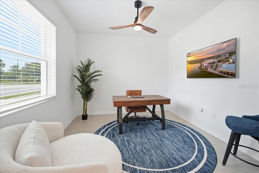 Furnished interior view inside a new home in , Sarasota (Image 6).