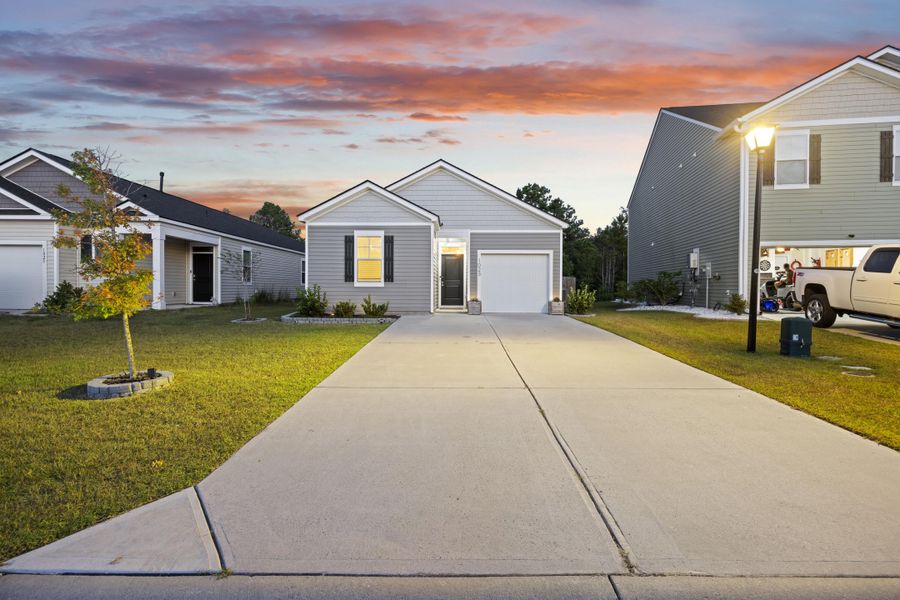 Image 38 of a home in .