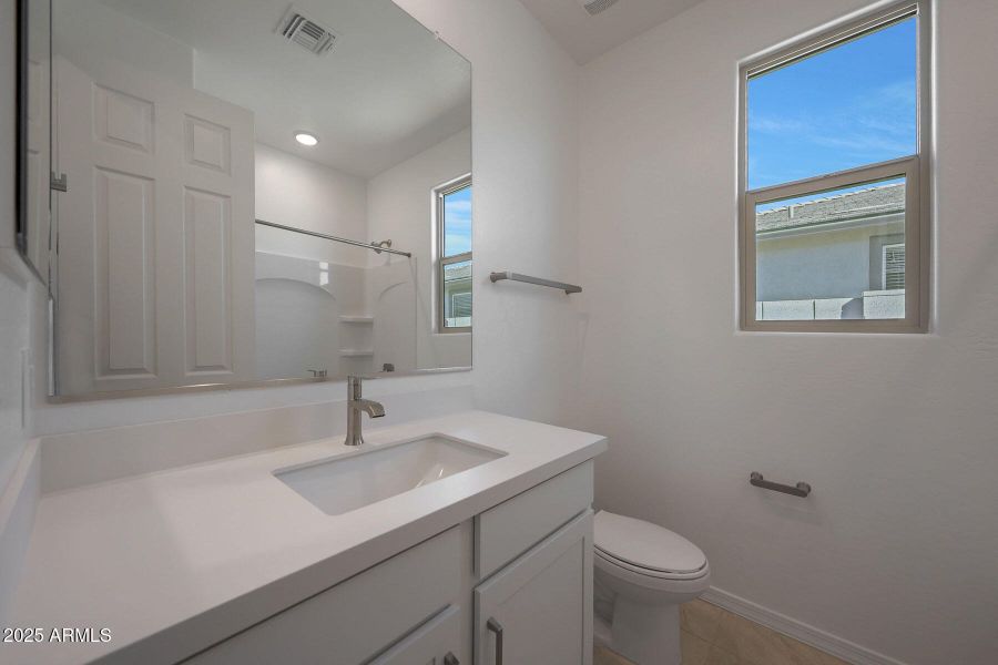 PHX_Empire_Lot 9068_Copper_23017_bath2 PHX_Empire_Lot 9068_Copper_23017_bath2