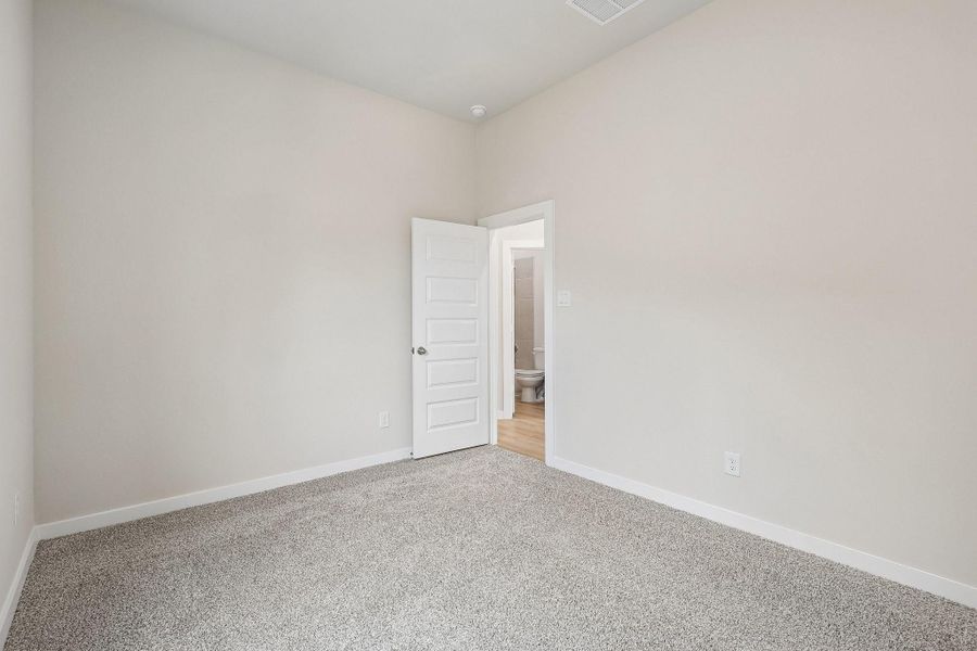 Spacious, unfurnished interior of a new home in Granger Pines, Conroe (Image 27). Spacious, unfurnished interior of a new home in Granger Pines, Conroe (Image 27).