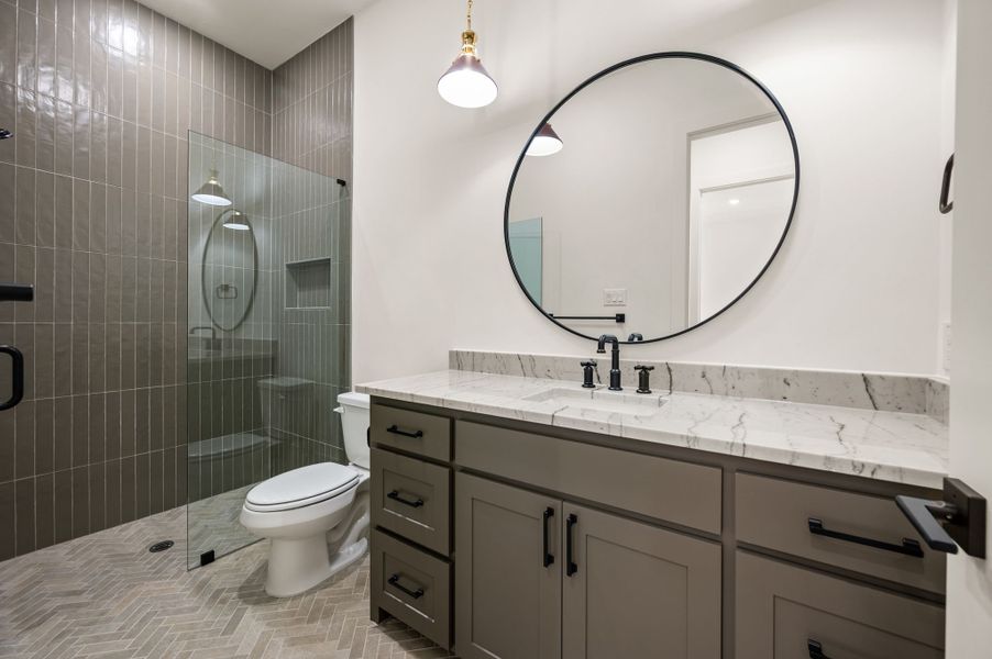 Furnished interior view inside a new home in The Resort on Eagle Mt. Lake, Fort Worth (Image 18).