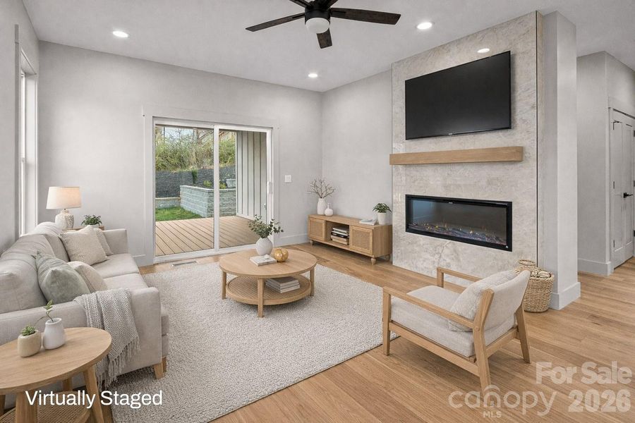 Virtually Staged. Furniture items may appear not to scale. Virtually Staged. Furniture items may appear not to scale.