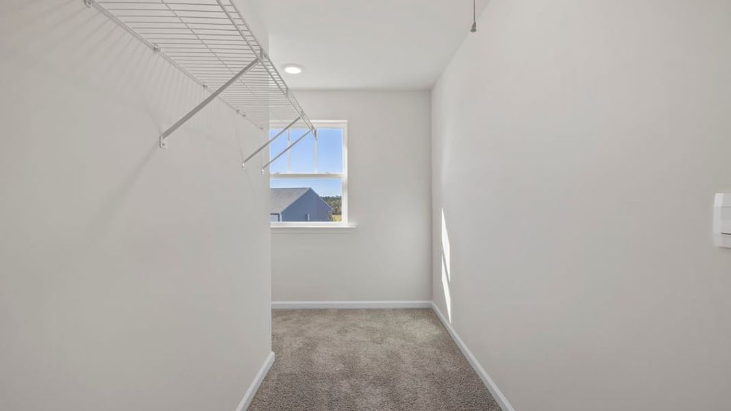 Spacious, unfurnished interior of a new home in Baxter Village, Boiling Springs (Image 30).