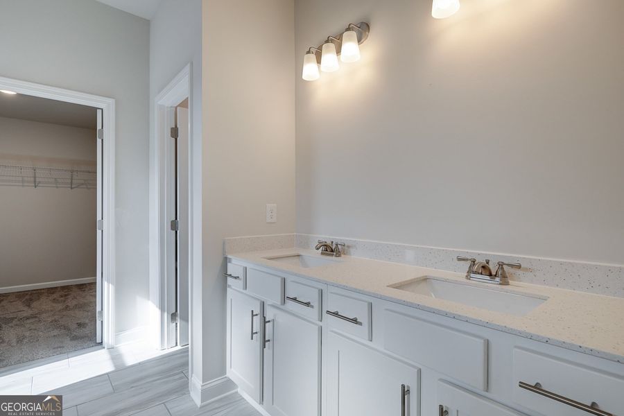 Furnished interior view inside a new home in Rosewood Lake Estates, Hoschton (Image 11).