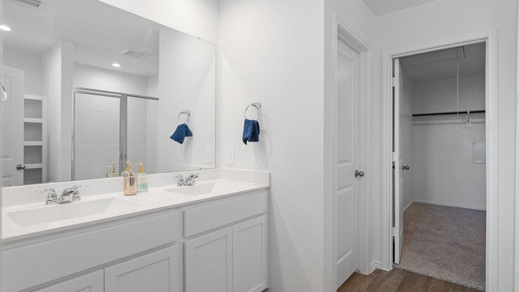 *All images, rooms measurements are approximate. All information, including pricing, is subject to change.