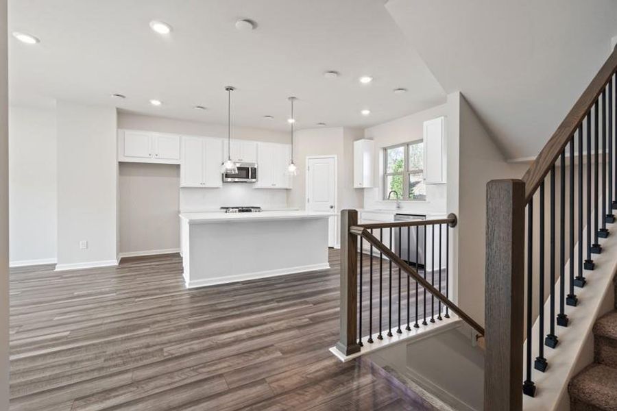 Spacious, unfurnished interior of a new home in , Mableton (Image 25).