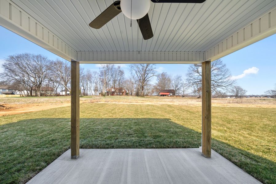 Representative exterior details of a home built from the Maui by Rockwood Homes in Garrettsburg Meadows, Clarksville (Image 3).