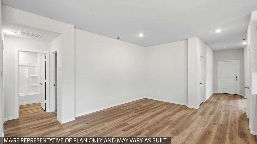 Spacious, unfurnished interior of a new home in Grand Pines, Magnolia (Image 13).