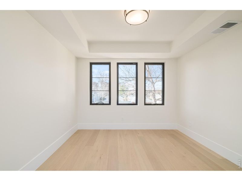 Spacious, unfurnished interior of a new home in , Denver (Image 23).