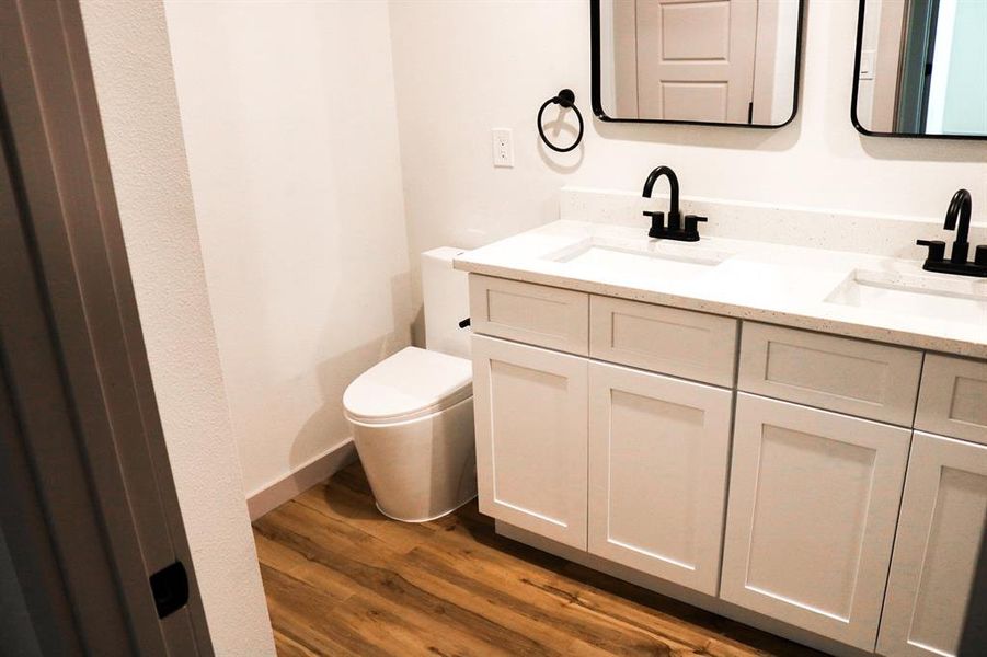 Furnished interior view inside a new home in , Midlothian (Image 6).