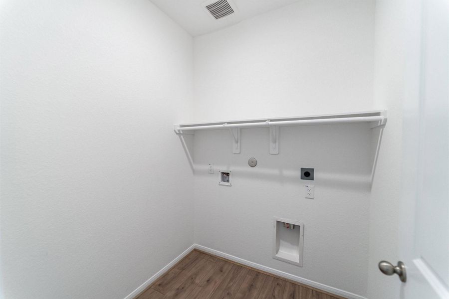 Spacious, unfurnished interior of a new home in Emberly, Beasley (Image 17).