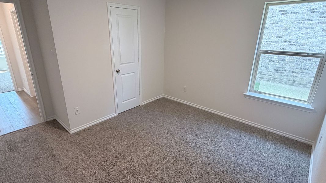 Spacious, unfurnished interior of a new home in Riverfield, Josephine (Image 16).