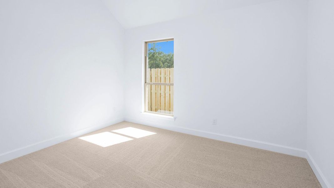 Spacious, unfurnished interior of a new home in COLTON, Todd Mission (Image 7).