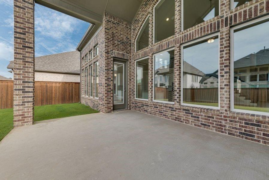 Exterior details and patio area of a home in Somercrest, Midlothian (Image 3). Exterior details and patio area of a home in Somercrest, Midlothian (Image 3).