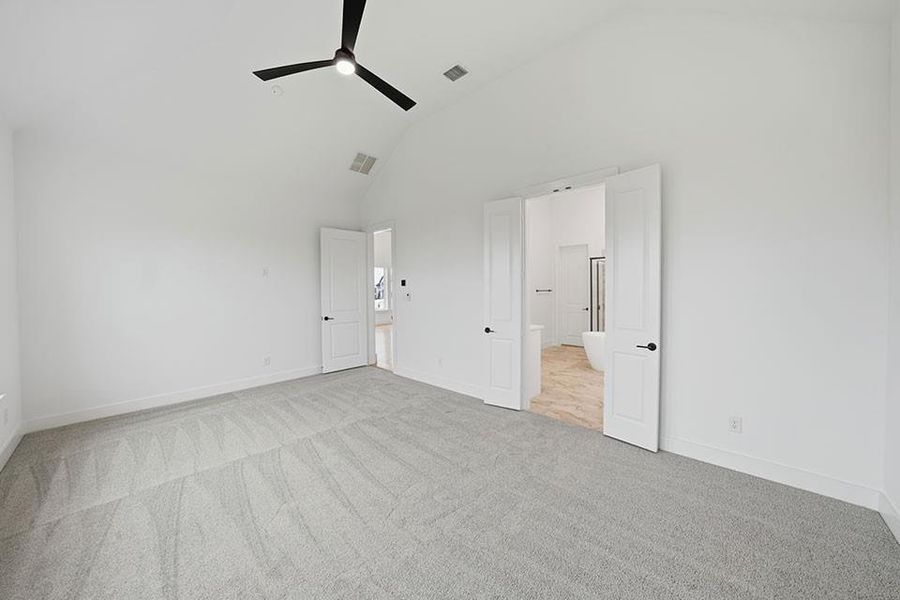 Spacious, unfurnished interior of a new home in Brookhollow West, Prosper (Image 20).