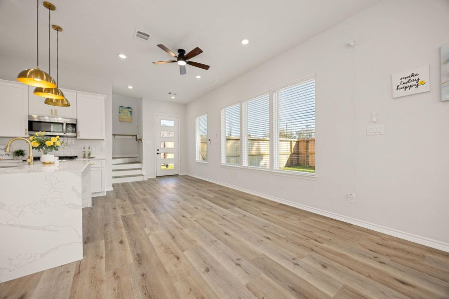 Spacious, unfurnished interior of a new home in , Houston (Image 33). Spacious, unfurnished interior of a new home in , Houston (Image 33).
