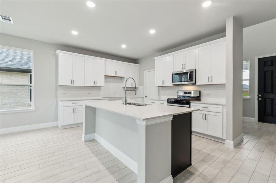 Furnished interior view inside a new home in Santorini, Seagoville (Image 7).