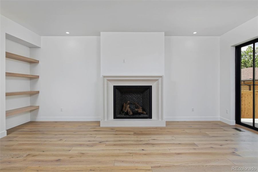 Spacious, unfurnished interior of a new home in , Denver (Image 28).