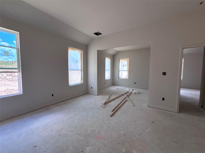 Spacious, unfurnished interior of a new home in The Colony 50s, Cedar Creek (Image 17).