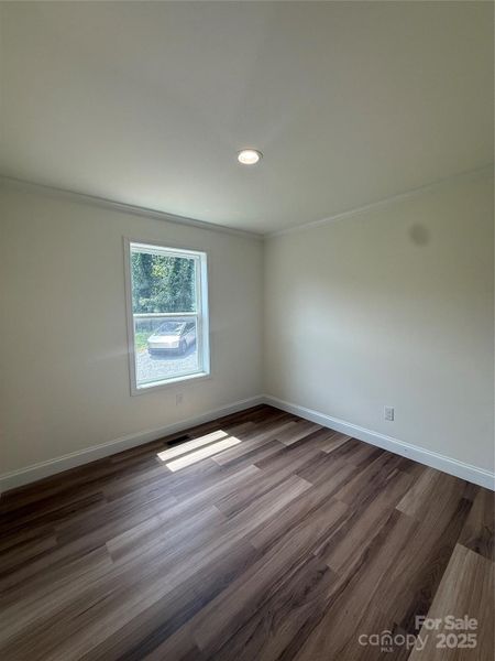 Spacious, unfurnished interior of a new home in , Hendersonville (Image 12).
