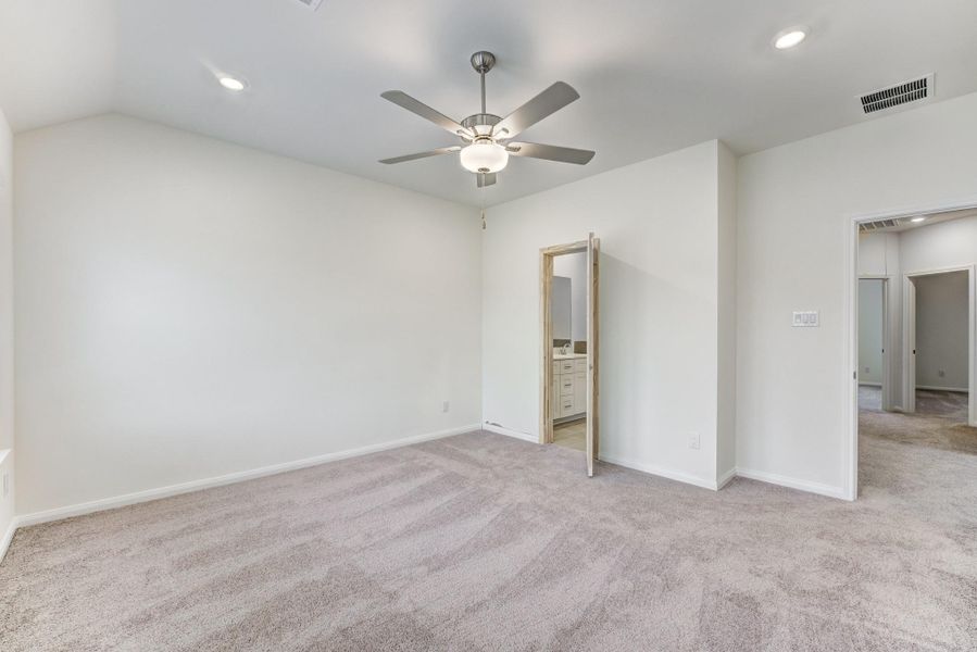 Spacious, unfurnished interior of a new home in Townsen Landing, Humble (Image 20). Spacious, unfurnished interior of a new home in Townsen Landing, Humble (Image 20).