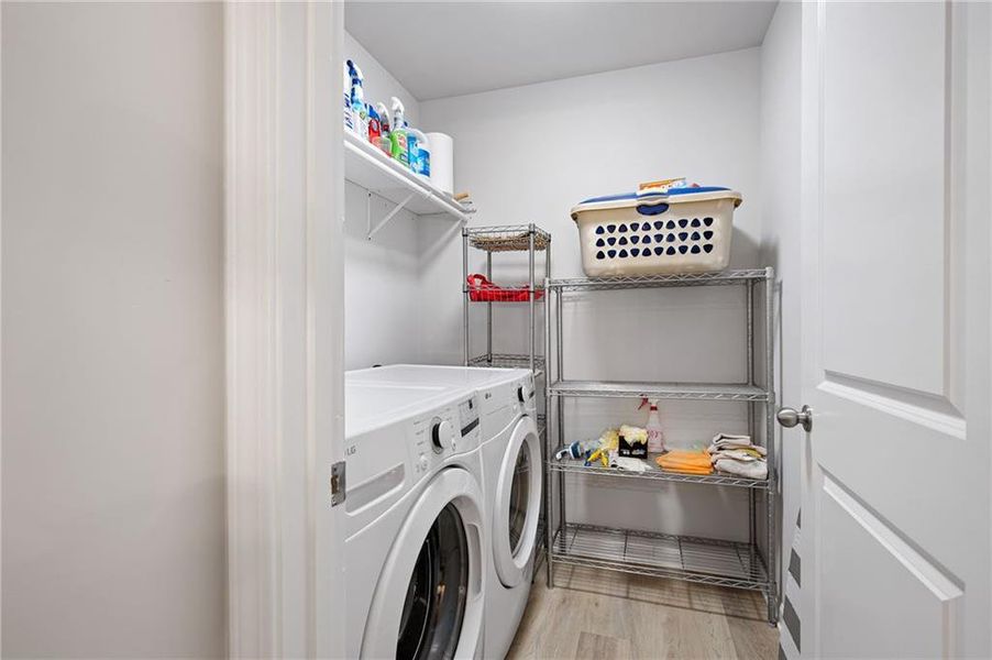 Furnished interior view inside a new home in , Dallas (Image 30).